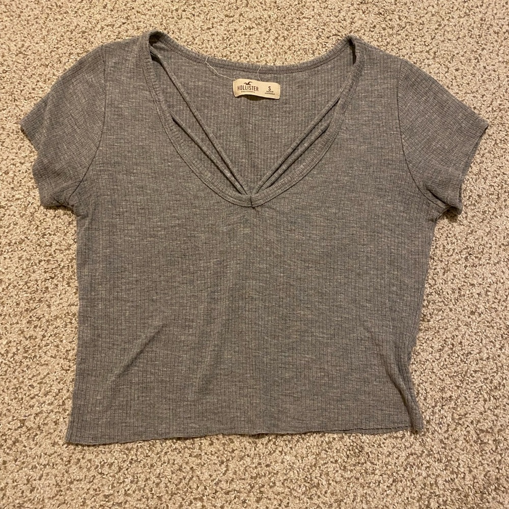Size small hollister top